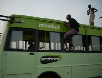 « bôrô dÂ’enjaillement », les élèves ont repris le  jeu de la mort