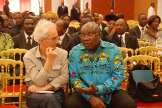 Le candidat Moussavou démissione de son poste de Ministre