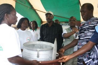 Des kits de réinsertion offerts à  60 déplacés internes retournées volontaires à  Bouaké.