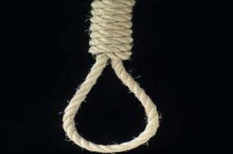 Un gendarme se pend devant sa maison