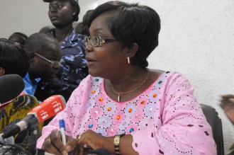 Présidentielle 2010 : Mme Adjamagbo-Jonhson suspend sa participation