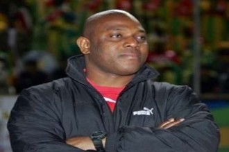 Stephen Keshi pour remplacer Michel Dussuyer ?