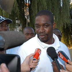 TRIBUNE: LMP (Mangou-Dogbé & consorts)-LA PEUR PANIQUE