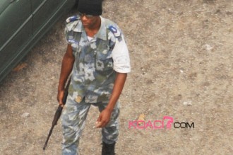 Ralliements de fds au golf alors que le «commando invisible» neutralise les bandits à  Abobo