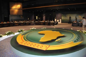 TRIBUNE: L'Union Africaine a mis en garde contre une intervention militaire étrangère en Libye