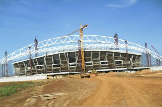 FOOTBALL: GABON-BRESIL dans un stade en chantier!