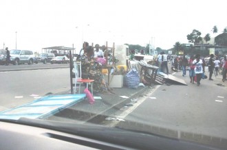 GABON : Le gouvernement jette des familles dans la rue
