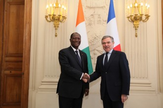 COTE D'IOVIRE - FRANCE: Le Marathon de Paris d'Alassane Ouattara !