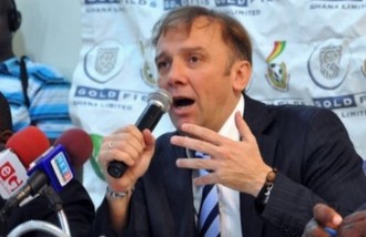 GHANA : LÂ’entraîneur Stevanovic refuse de démissionner au grand dam des Â‘Â‘révolutionnairesÂ’Â’ 