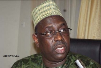 SENEGAL: En Conférence de Presse : Macky Sall tend la main à  lÂ’opposition pour battre Wade au second tour !