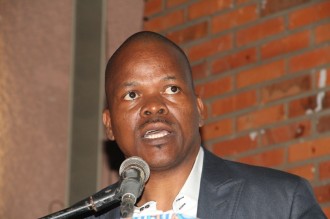 COTE D'IVOIRE : Alain Lobognon s'adresse aux brouteurs.