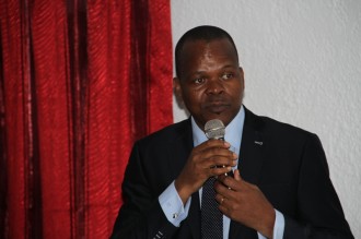 COTE D'IVOIRE : Alain Lobognon et le VIH/SIDA à  Grand Bassam