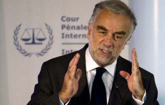 FOOTBALL:  Le procureur Luis Moreno-Ocampo débarque à  la FIFA 