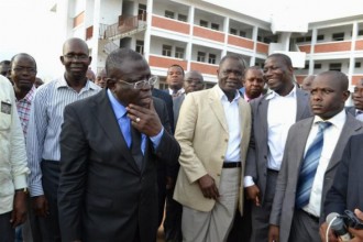 COTE D'IVOIRE : La presse Bleue épingle le camp Ouattara sur des malversations financières liées à  la réhabilitation des universités de Cocody et dÂ’AboboÂ–Adjamé