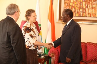 COTE D'IVOIRE : Alassane Ouattara reçoit Doris Ross du FMI pour le PPTE et le Président de lÂ’Autorité du Port dÂ’Anvers