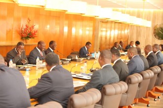 COTE D'IVOIRE : Communiqué du conseil des ministres du 13 juin 2012 