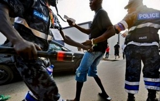 GHANA : Un ministre et deux hauts responsables arrêtés pendant le couvre-feu à  Hohoe 