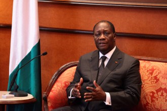 COTE D'IVOIRE : Alassane Ouattara rentre à  Abidjan, parle de Katinan Koné et assure deux audiences 