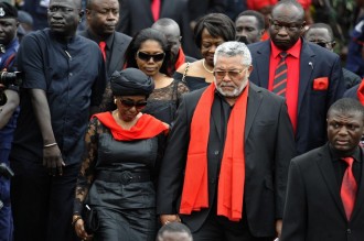 GHANA : Des ghanéens chargent Rawlings pour indiscipline aux obsèques 