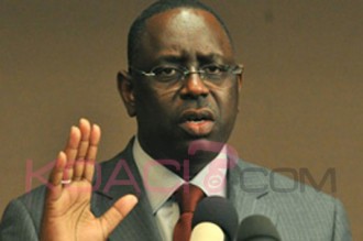 SÉNÉGAL : Le projet controversé de suppression du sénat continue de faire débat.