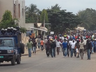 TRIBUNE TOGO : Caution incontestable des forces de l'ordre aux milices.