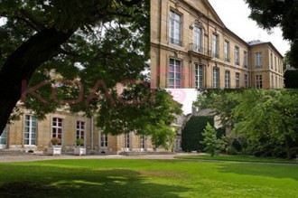 GABON : Ali Bongo sÂ’offre une maison à  98 millions dÂ’euros !