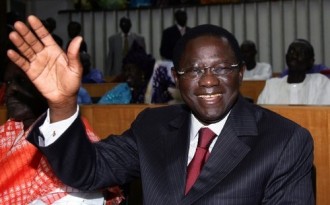 SENEGAL : Naissance dÂ’un nouveau parti politique : Pape Diop investi à  la tête de Bokk Gis Gis!