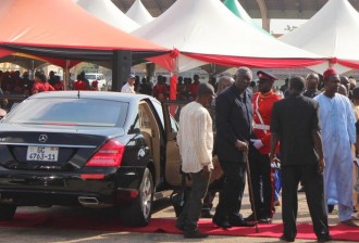 Ghana : Les jeunes patriotes lèvent la pression sur Kufuor, les radicaux montent les enchères