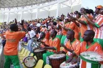 Football: CAN  2013 : Les supporters Ivoiriens sÂ’envolent pour lÂ’Afrique du Sud