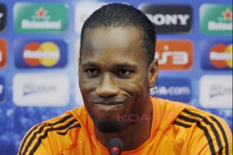  Football : Le club de Shanghai conteste le transfert de Drogba