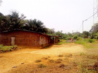 Gabon : Un enfant décapite son père et emporte sa tête à  Oyem