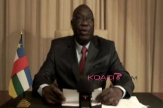 Centrafrique: Michel Djotodia annonce quÂ’il rendra le pouvoir dans 3 ans