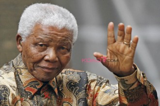 Afrique du Sud: Nelson Mandela va bien