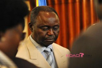 Centrafrique: Après le mandat d'arrêt, Bozizé quitte le Cameroun pour le Kenya