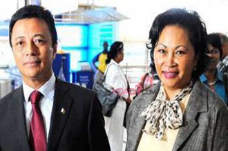 Madagascar: Lalao Ravalomanana sÂ’accroche à  sa candidature