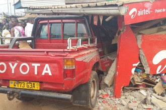 Gabon : Un véhicule s'invite dans une discothèque à  Lambaréné