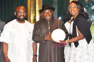 Nigeria : Une Nigériane de 25 ans invente un ballon de football qui produit de lÂ’énergie