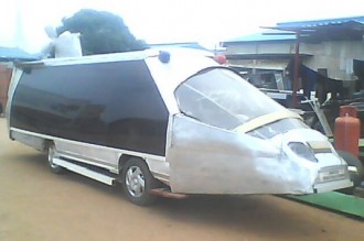 Nigeria : Obasanjo invente une voiture adaptable pour les eaux et bientôt pour les airs