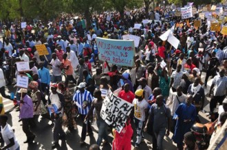Sénégal : Marches simultanées des jeunes de lÂ’opposition et du parti au pouvoir ce mardi
