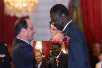 Sénégal : Pape Diouf reçoit de la légion d'honneur à  lÂ’Elysée
