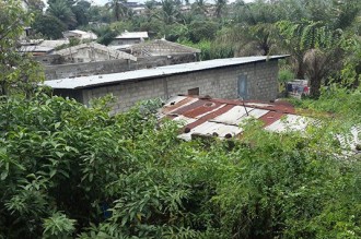 Gabon : Le corps de Belle-Vue 2 toujours en décomposition dans la maison