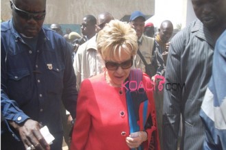 Sénégal : Mme Wade juge son fils victime de son ambition pour le Sénégal