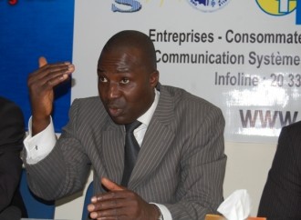 Koacinaute Côte d'Ivoire : Le président des consommateurs menace avec une arme à  feux