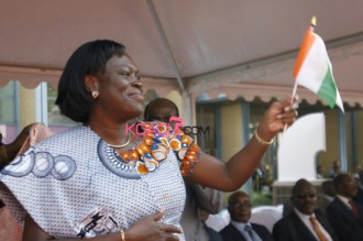  Côte dÂ’Ivoire : Simone Gbagbo reçoit une visite médicale