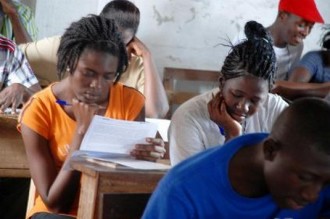  Ghana :  Refus dÂ’investir dans lÂ’éducation pour des grossesses, des groupes protestent