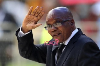 Afrique du Sud : Jacob Zuma hué pendant l'hommage à  Mandela