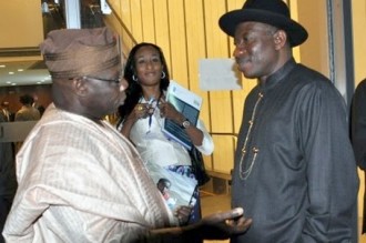 Nigeria : Fuite dÂ’une lettre présidentielle dÂ’Obasanjo à  Goodluck, de lÂ’électricité en lÂ’air ! 