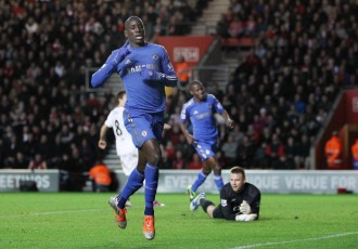Sénégal : Chelsea refuse Demba Ba  à  Arsenal et le propose  à  lÂ’As Roma 