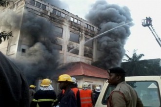Ghana : Incendie à  lÂ’ex siège du Parlement à  Accra, des documents de dettes partis en fumée