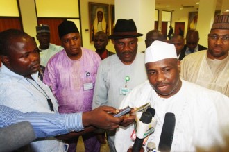 Nigeria : Controverse sur le sort des 37 députés PDP ayant rejoint les rangs du APC